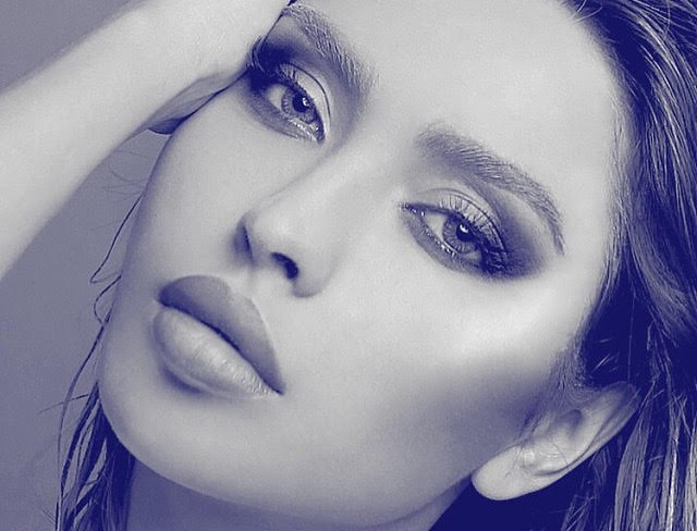 بالصورة.. نايا تتعرّى.. والسبب
